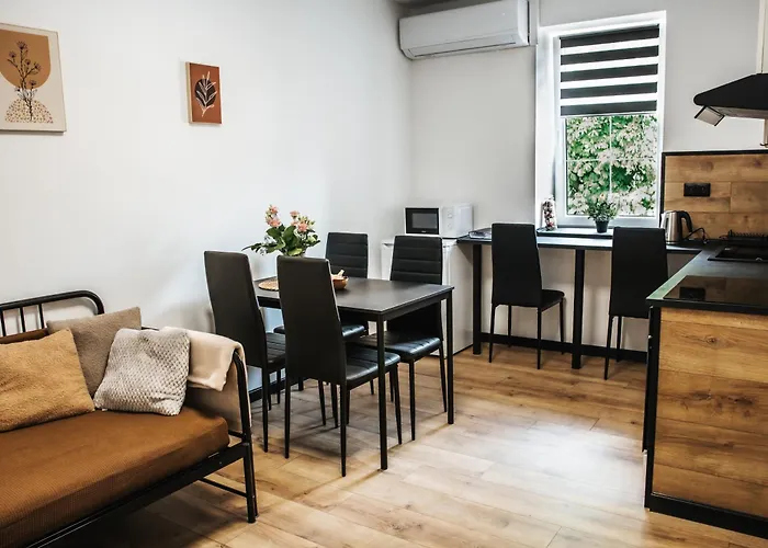 Pod Zvonici Apartman Hronov